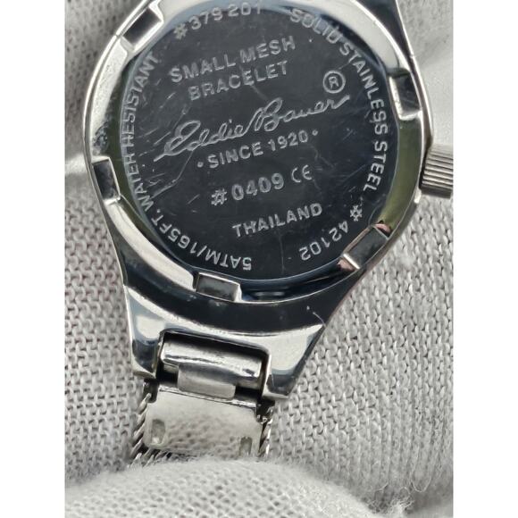Eddie Bauer Ladies Petite Quartz Watch Mesh Band New Battery Running - Picture 6 of 11